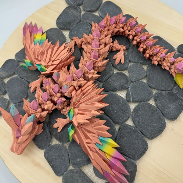 Kristalldrache – Magische Eleganz